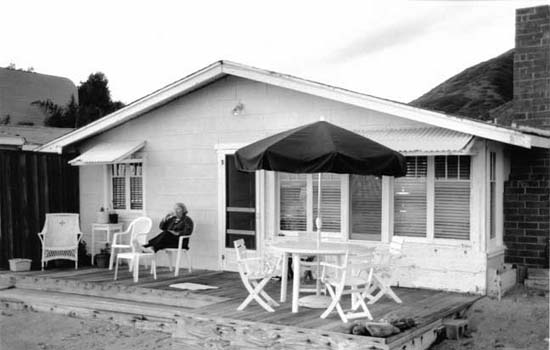 23grandmas_magic_porch