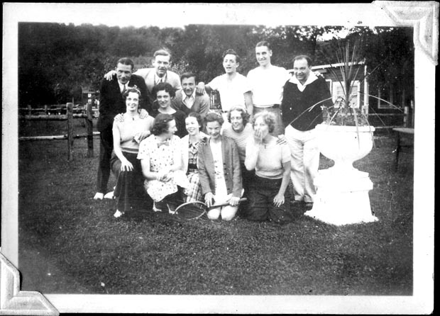 36.group_shot